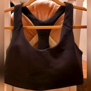 Old Navy black crossback sports bra